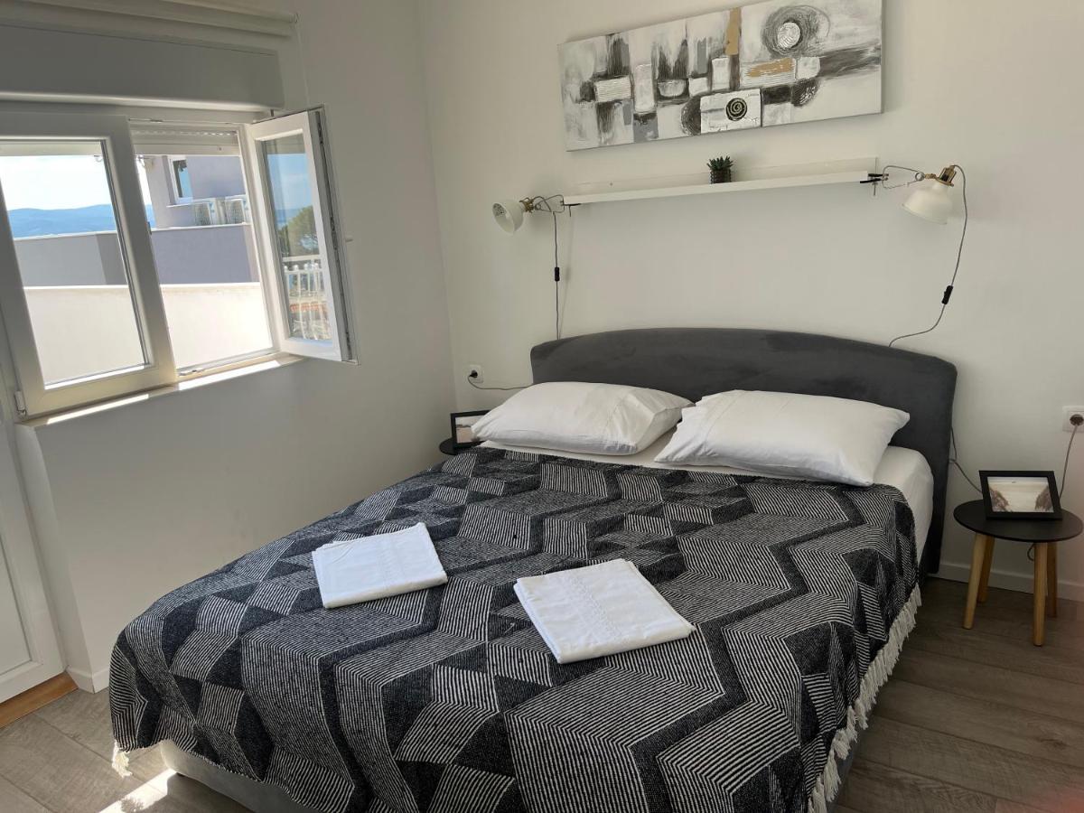 Markota Apartment Baška Voda Buitenkant foto